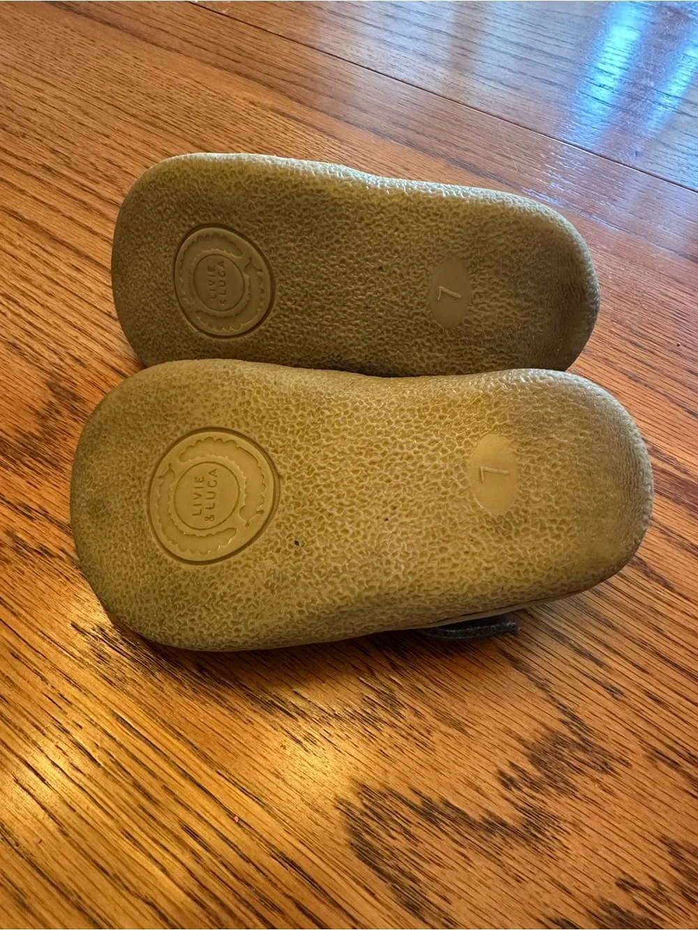 Livie & Luca Gray and Cream Elephant Accent Velcro Walkers